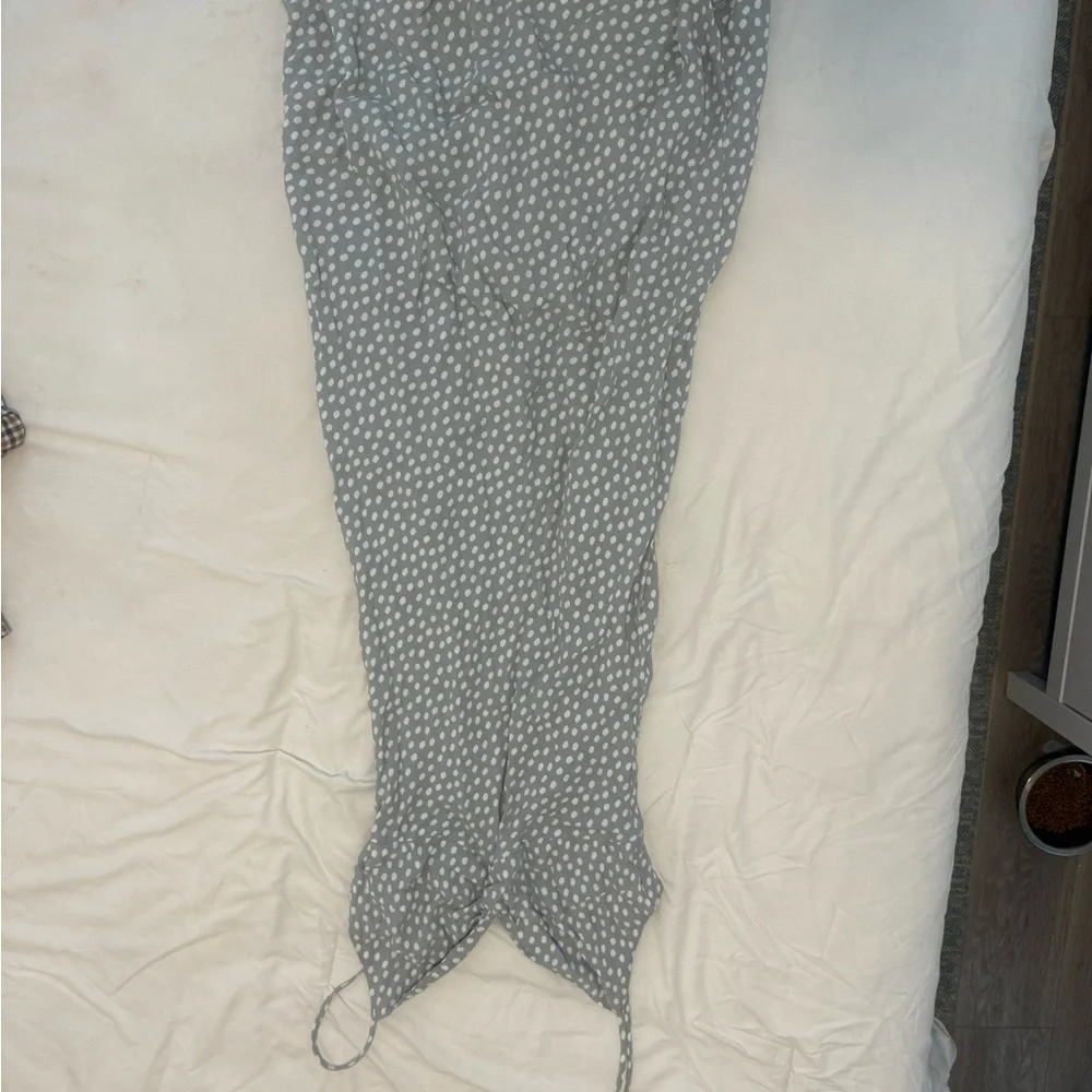 Abercrombie Twist Front Midi Dress - Picture 2 of 8